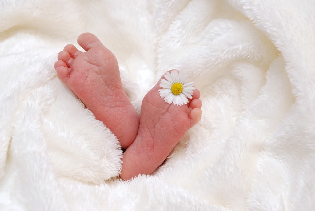 Conseils pour peindre une chambre de bébé mixte